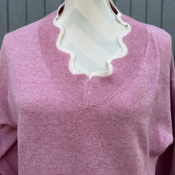 Pretty in Pink Sweater with White Trim - Picture 4 of 9